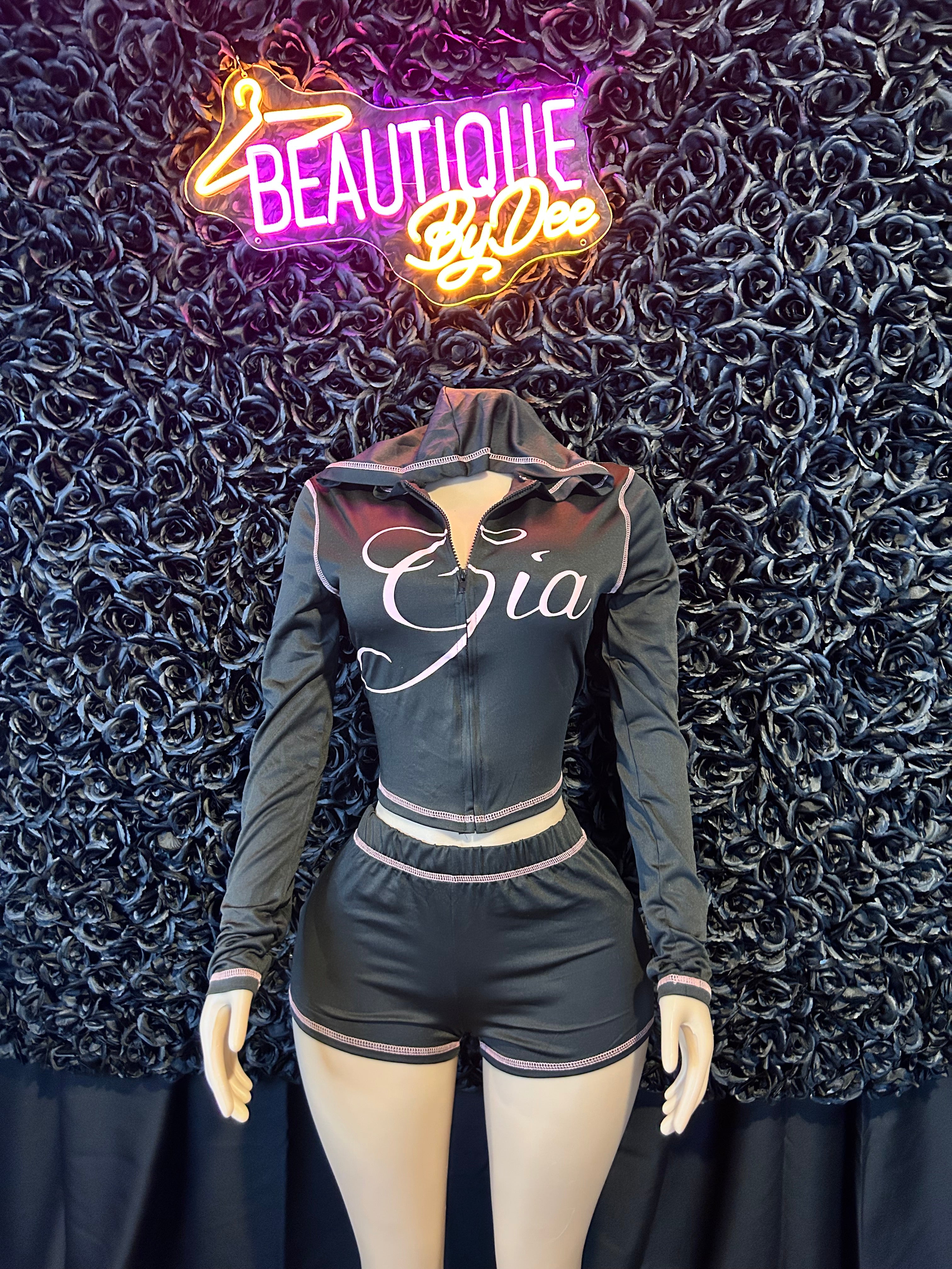 Gia sets